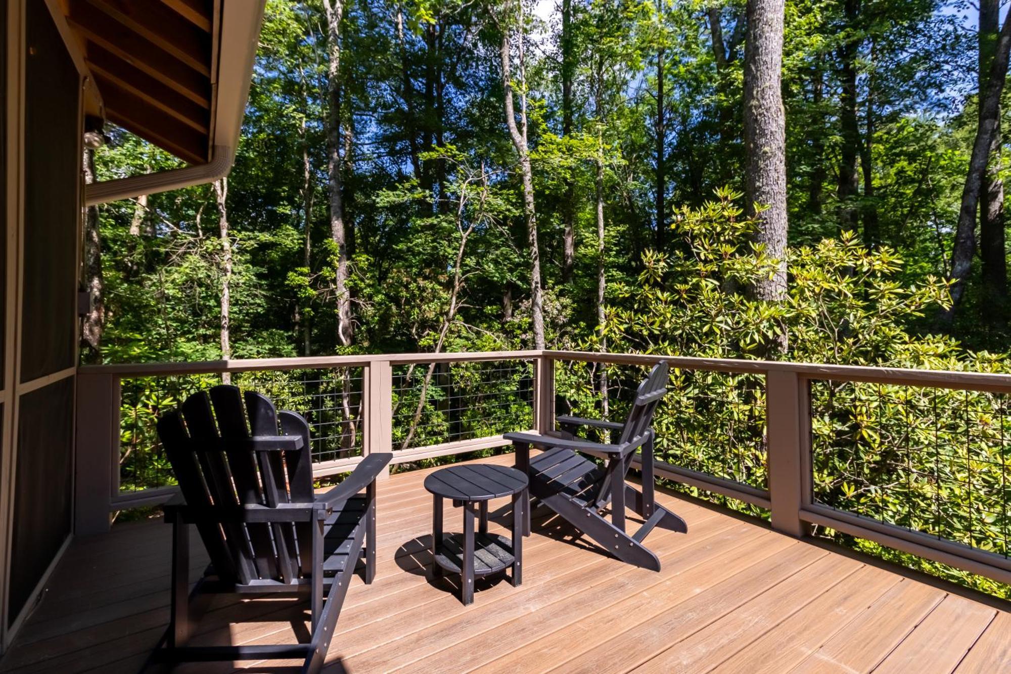 Newly Renovated, *two Cubs Cottage* Holiday home Highlands
